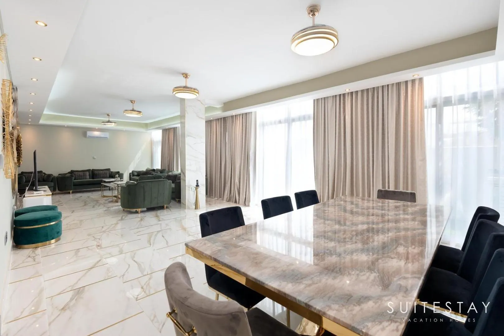 Exclusive 6 Bedroom Villa With Pool And Gym Access Dubai