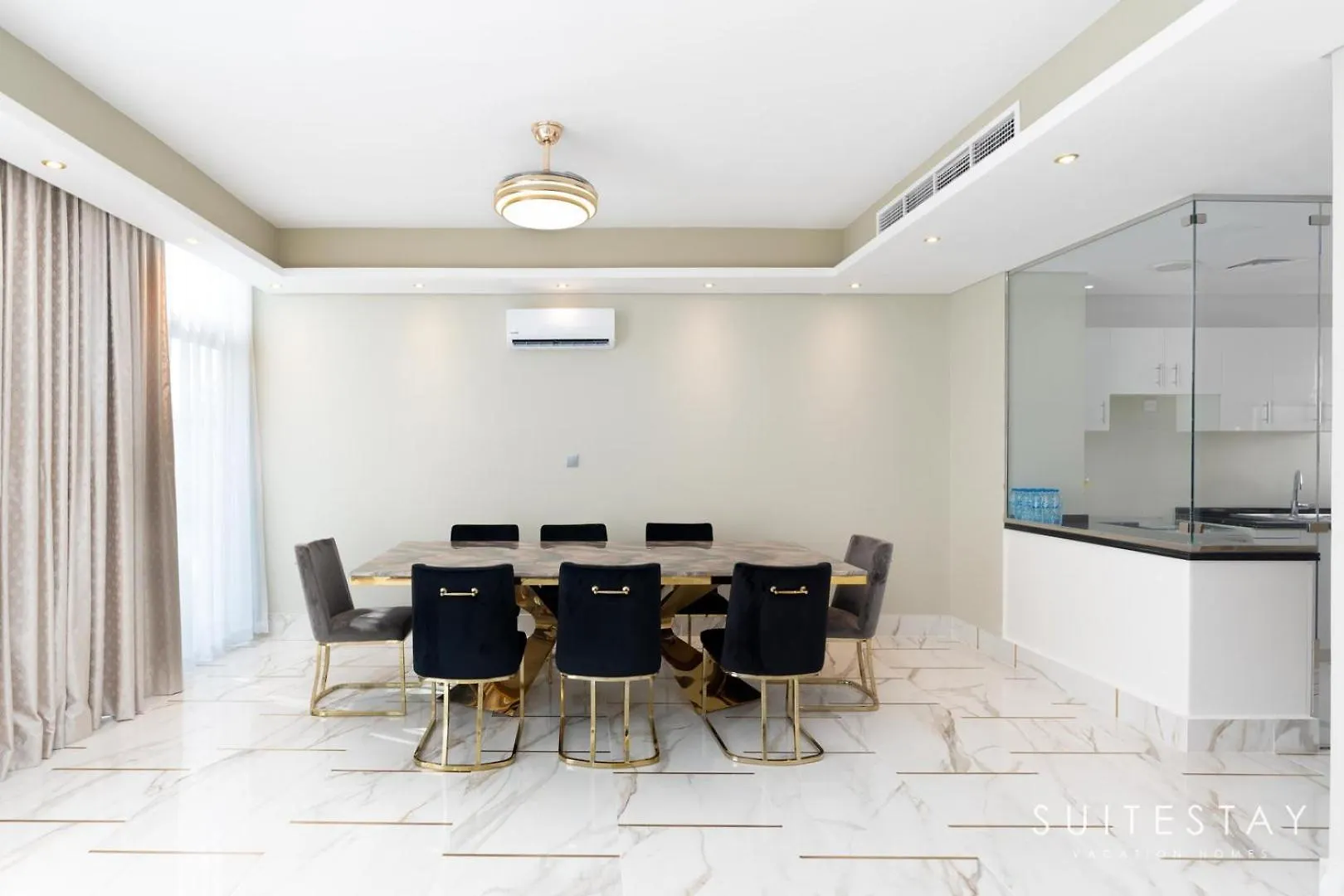 Exclusive 6 Bedroom Villa With Pool And Gym Access Dubai